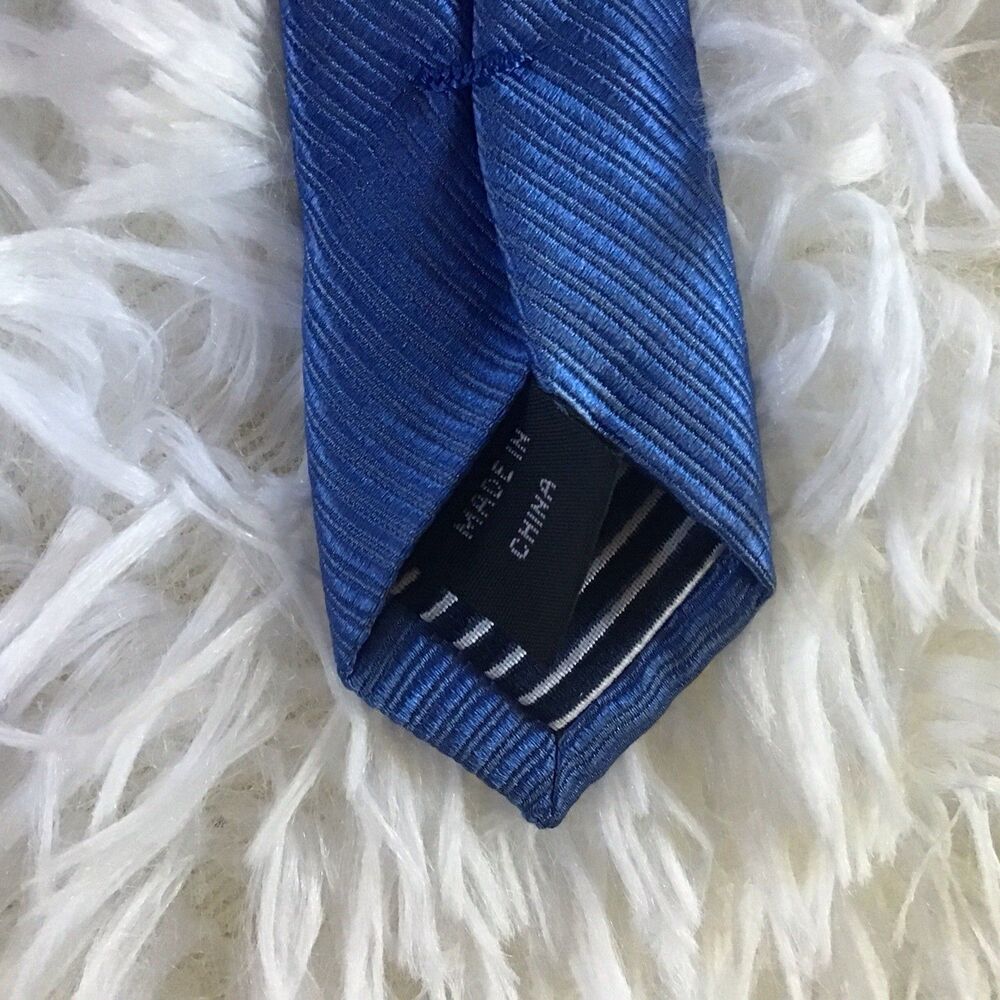 Nautica Neck Tie Blue 3 Inches Wide 100% Silk - Picture 5 of 6